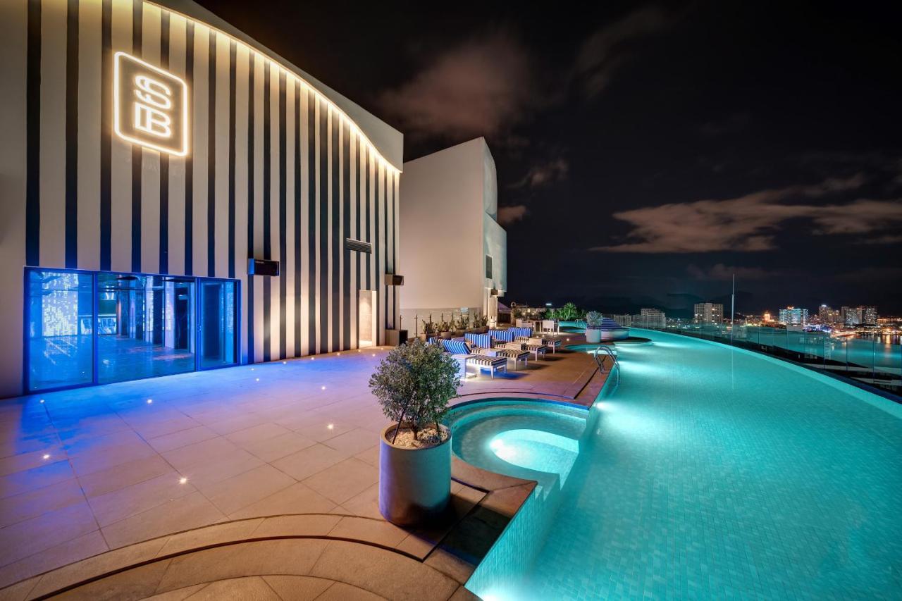 Az Five Stars Ocean View Apartment نها ترانج المظهر الخارجي الصورة