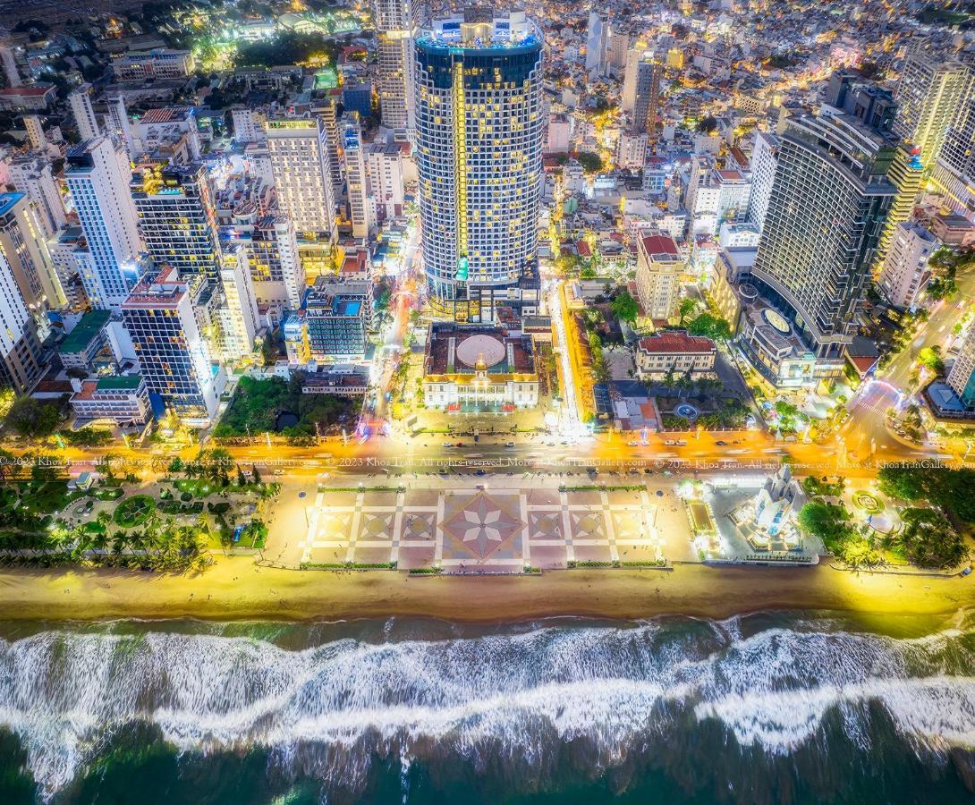 Az Five Stars Ocean View Apartment نها ترانج المظهر الخارجي الصورة